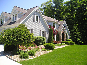 Landscapers and Lawncare Services in Byhalia, MS